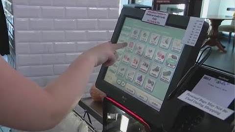 Attorney goes viral for advising shoppers to skip self-checkout lanes