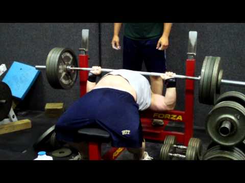 Cody Lentz bench press 425 for 10 reps