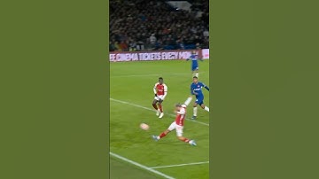 SENSATIONAL SAKA PASS & TROSSARD GOAL!