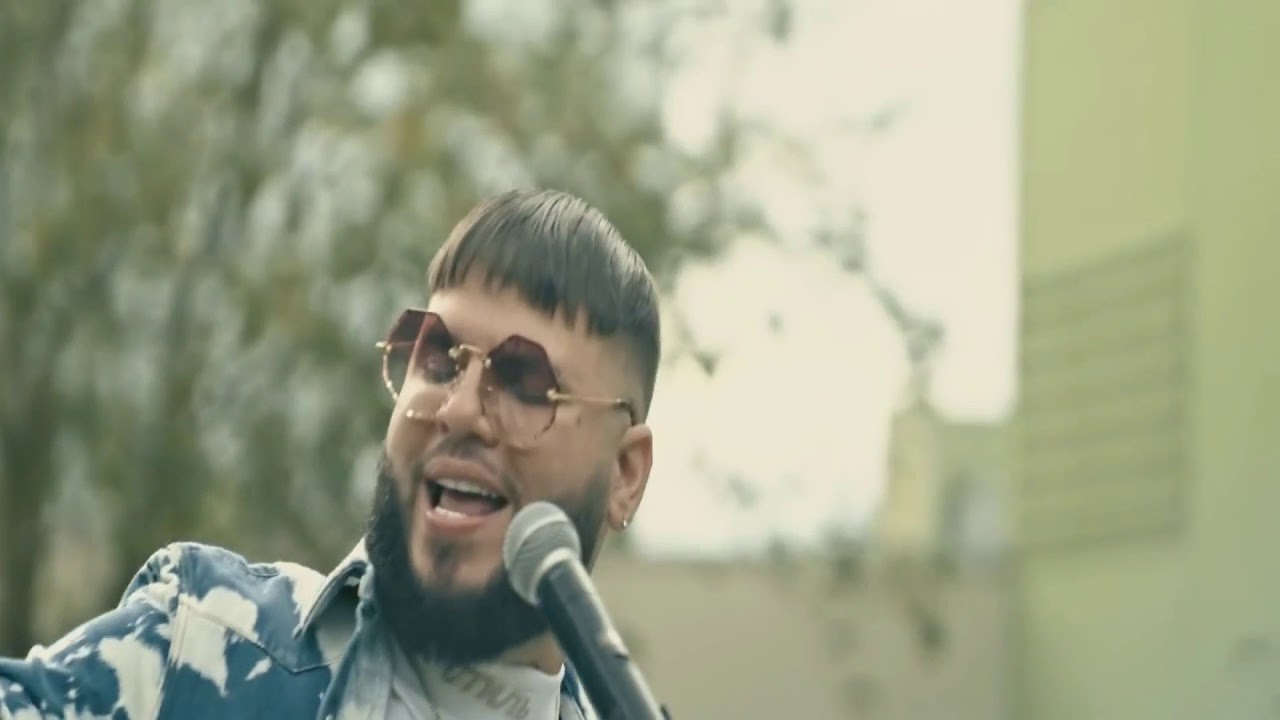 Farruko Qué Hay De Malo Official Video Youtube