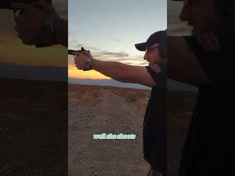 Smith&Wesson M&P22 Magnum #fypシ #smithandwesson #targetshooting #pistol #sunset