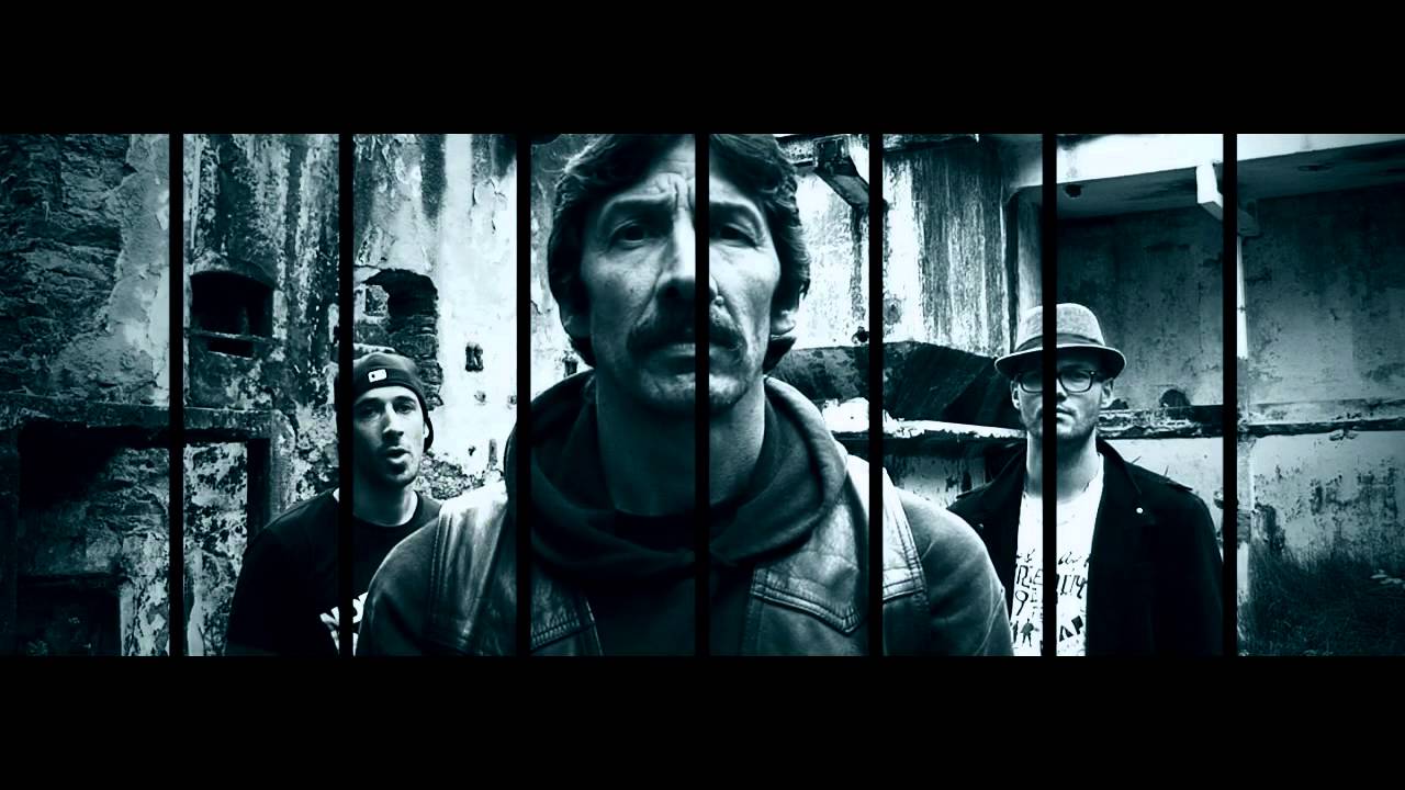 KICKBLAST - Johnny Est Mort [REMIX 2011] - YouTube