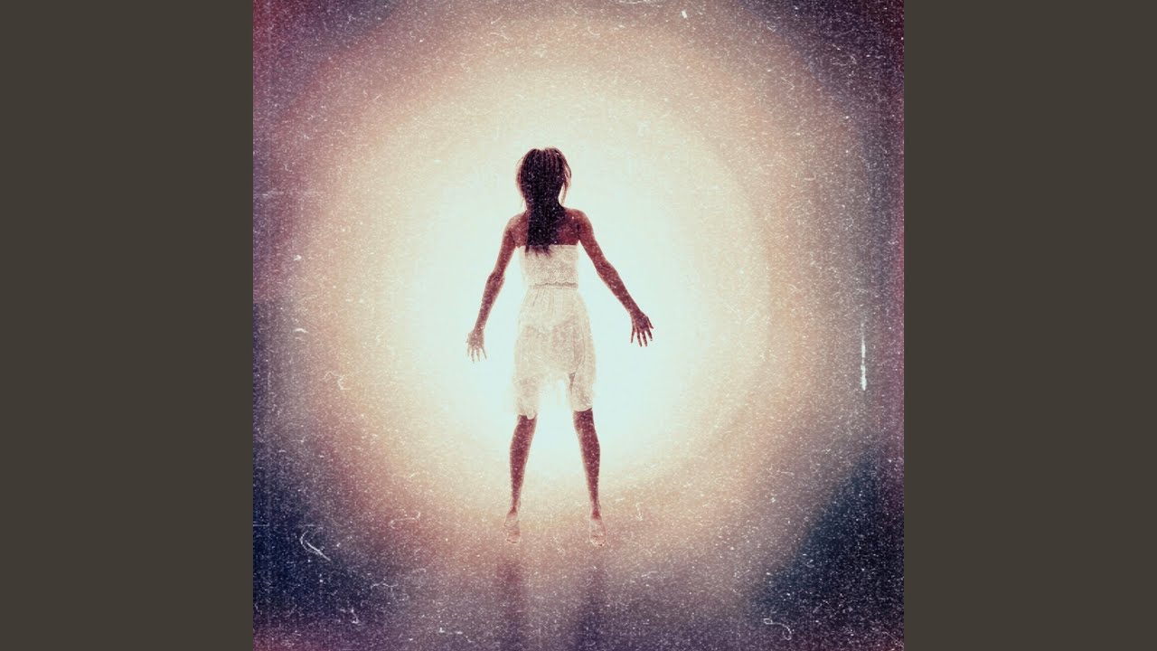 Levitation adlı videoyu YouTube'da izle Levitation adlı videoyu YouTube'da izle