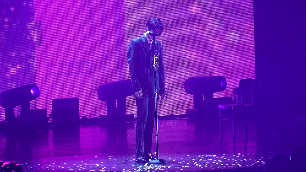 180825 [ONE : THE WORLD] in TW | 독무 + 모래시계 | WANNAONE 옹성우 직캠