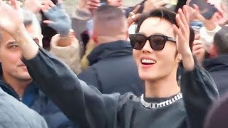 230120 J-HOPE 제이홉 BTS 방탄소년단 Arrival + Departure 😊 at DIOR Fashion show in Paris 🇫🇷  20.01.2023 4K