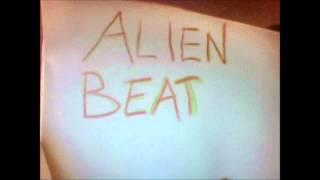 ALIEN BEAT-THE SPY (LIVE) ABBE I MADICKEN SÅNG