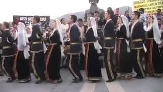 Dersim Ermenileri Halk Halayı [Dersim Ermenileri Özlerine Dönüyor] Resimi
