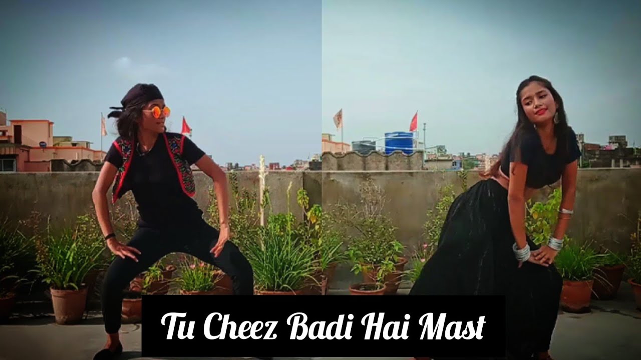 Tu Cheez Badi Hai Mast| Mohra| Raveena Tandon-Akshay Kumar|  Dance Cover| Ft. Khushi