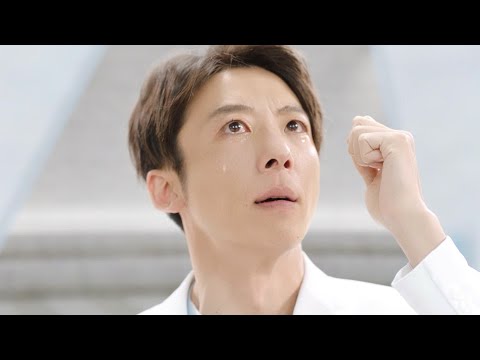 高橋一生、部下の熱意に感極まる熱血所長を熱演!/コンタクトレンズ「アキュビュー」CM