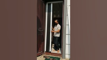 Cửa đi xếp xích không ray 1 cánh lưới sợi thủy tinh ngăn muỗi, côn trùng vào nhà