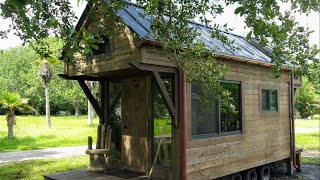 ♡Possibly The Nicest Little Cabins Style Tiny House I’ve Ever Seen