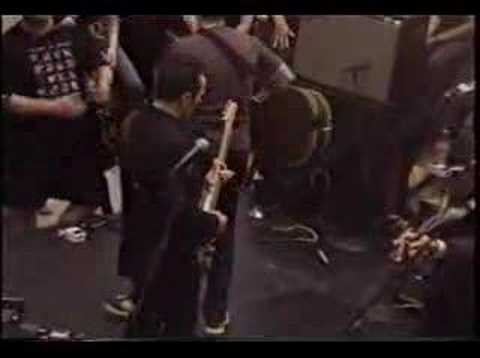 joe-strummer-and-the-mescaleros-bhindi-bhagee-tr-peterson