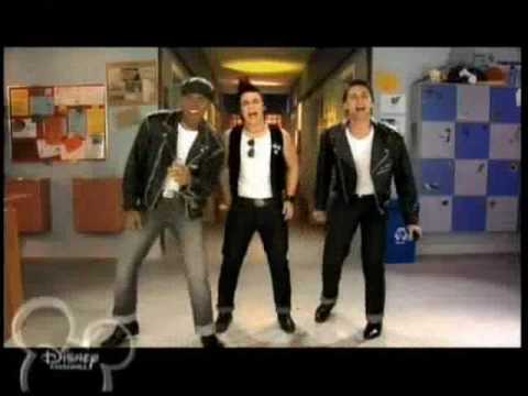 Quando Toca o Sino [ Clipe ]