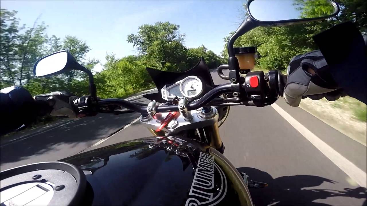 Triumph Speed Triple 1050 Acceleration