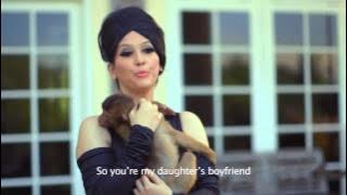 TRAILER SUBTITLE CINTA BRONTOSAURUS