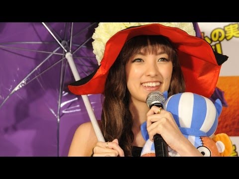 動画 南明奈 ワンピース ペローナ のコスプレで登場 Maidigitv マイデジｔｖ