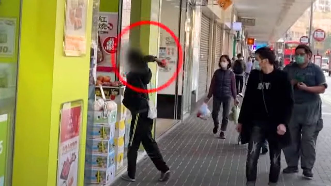 東張西望 | 直擊牛頭角神秘女人四圍襲擊路人!!