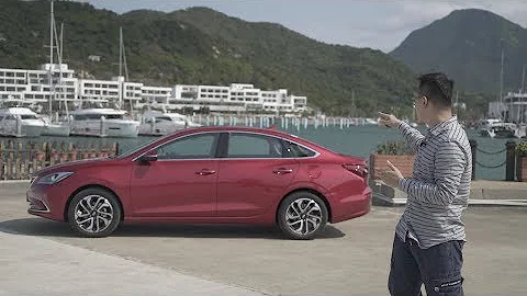 曾穎卓試駕全新長安逸動-大家車言論出品 - 天天要聞