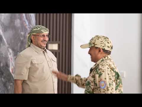 طارق صالح يستقبل جموع المهنئين من أبناء الساحل الغربي بمناسبة عيد الفطر المبارك