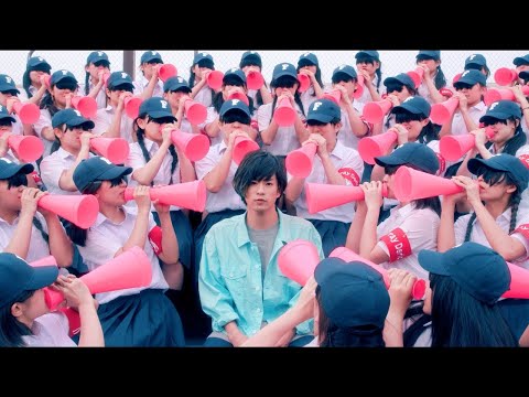 後ろのグラサンJKの1人がオンリーワンダー歌ってみた