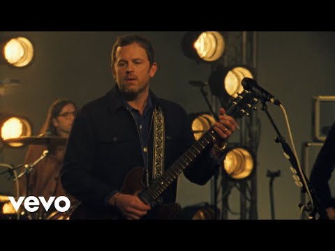 Kings Of Leon - The Bandit (Live on Good Morning America)