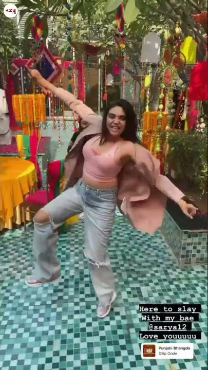 Shraddha Arya and Anjum Fakih enjoy and funny dance | Preeta and Srishti dance #kb #shorts #preeta