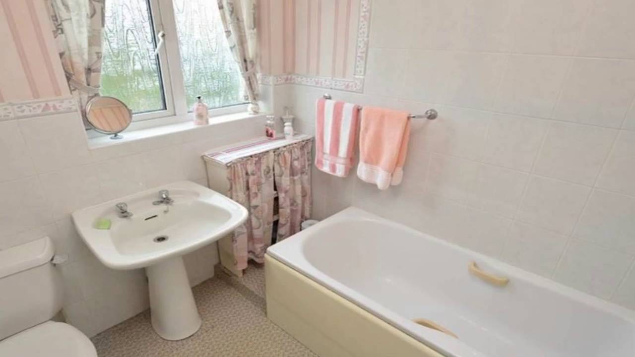 3 bedroom property for sale in Bawdsey Avenue Newbury Park Essex YouTube