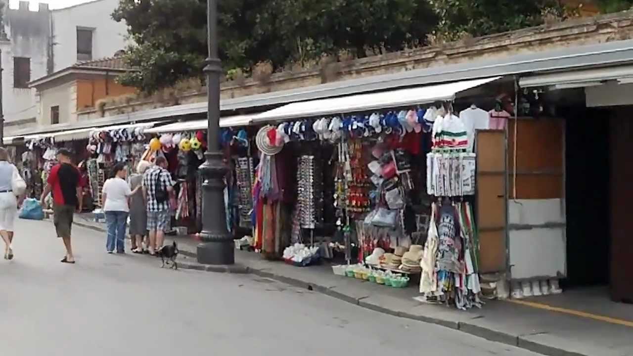 The shopping around Pisa's(Italy) famous landmarks YouTube