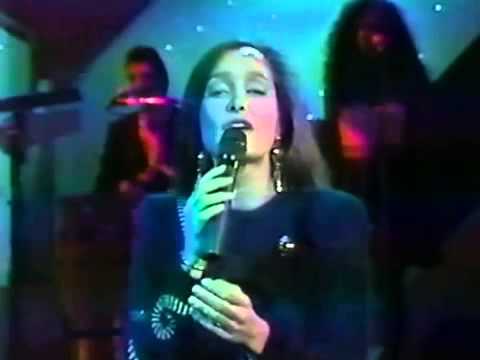 Daniela Romo-Dímelo en Vivo,(Vídeo Original) en HD.