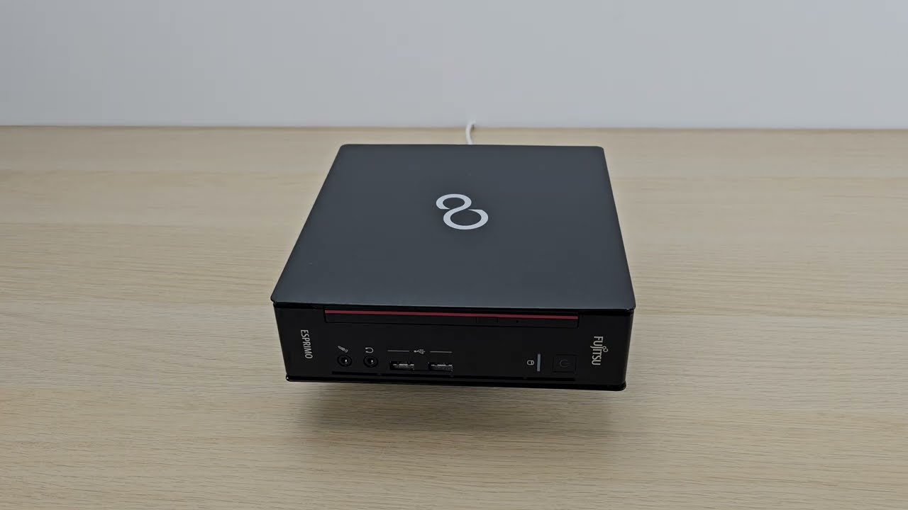 Fujitsu ESPRIMO Q556/2 mini pc i5 7. generációs 
