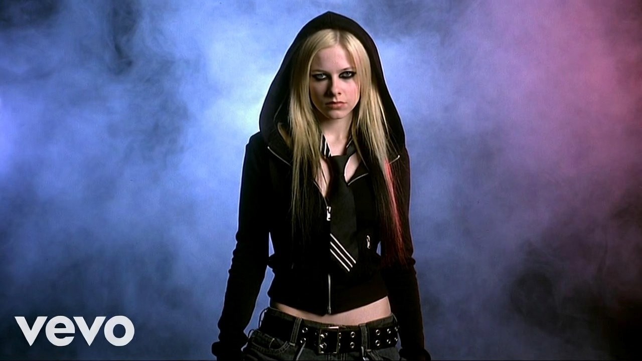 Avril Lavigne - Fading Into You | Dark Emotional Ballad | AI Music | Broken Melodies
