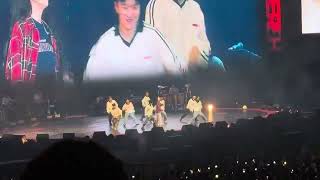 Iu - Coin En-Encore 2024 Iu Hereh World Tour Concert In Singapore Day 1 240420