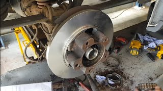 Ford Transit Mk8. Rear Discs & Pads Replacement.