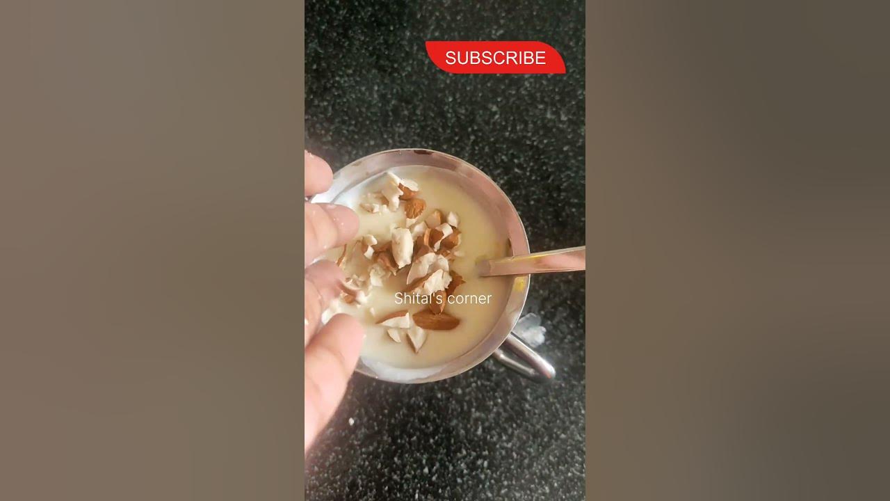 butterscotch thick Lassi 🤤🤤😋😁🤤🤤😀😄🤩🤩...very tasty and yummy viral YouTube