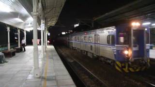 2016 09 24臺中2627次區間車進站(529)(改造)
