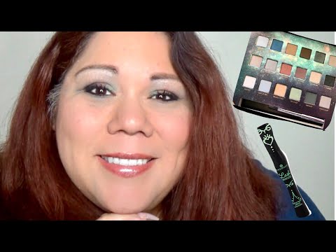 ASMR MAKEUP APPLICATION AND SOME TAPPING/ RAMBLING