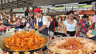 Always crowded! Thai curry by a hardworking young chef for Support his family | Street Food