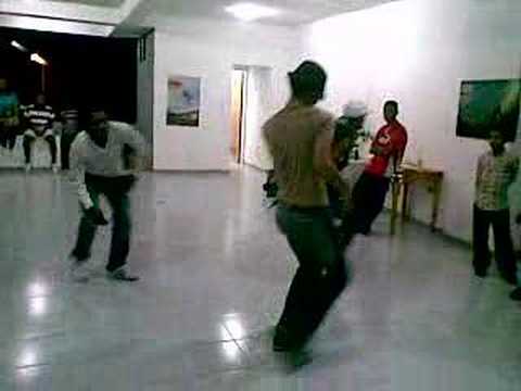 Street Dance-Dangerous (Ernesto, Miguel y Douglas)