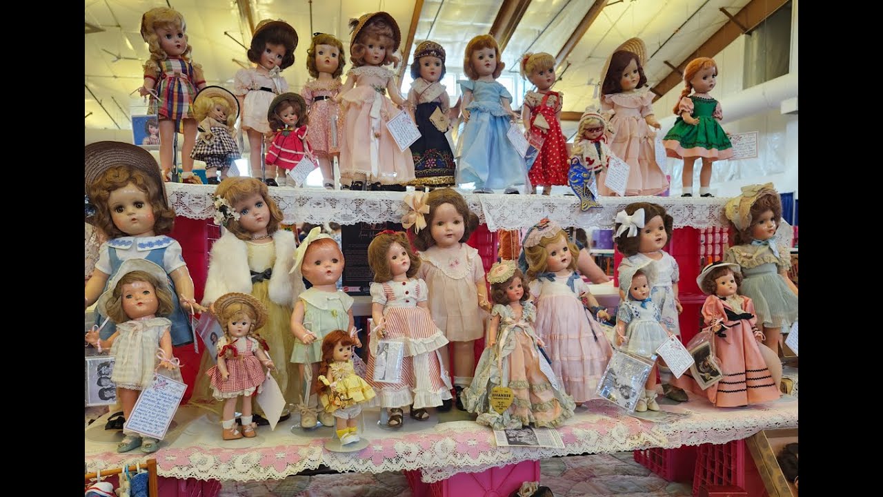 Выставка кукол округа Кейн, сентябрь 2025 г.