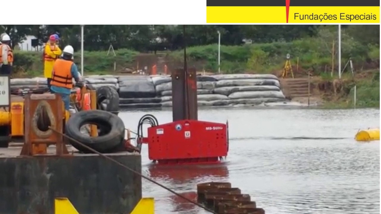 UNDERWATER DRIVING SHEET PILE YouTube