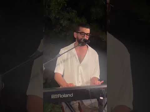 תיעוד מרגש כך חנן בן ארי הכניס את חברו לחופה 