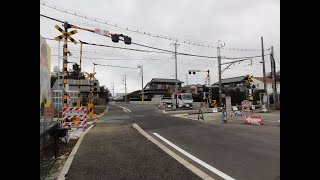 JR成田線　工事中の踏切 (Railroad crossing in Japan)
