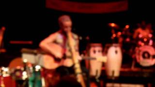 Xavier Rudd - Koonyum Sun (Live)