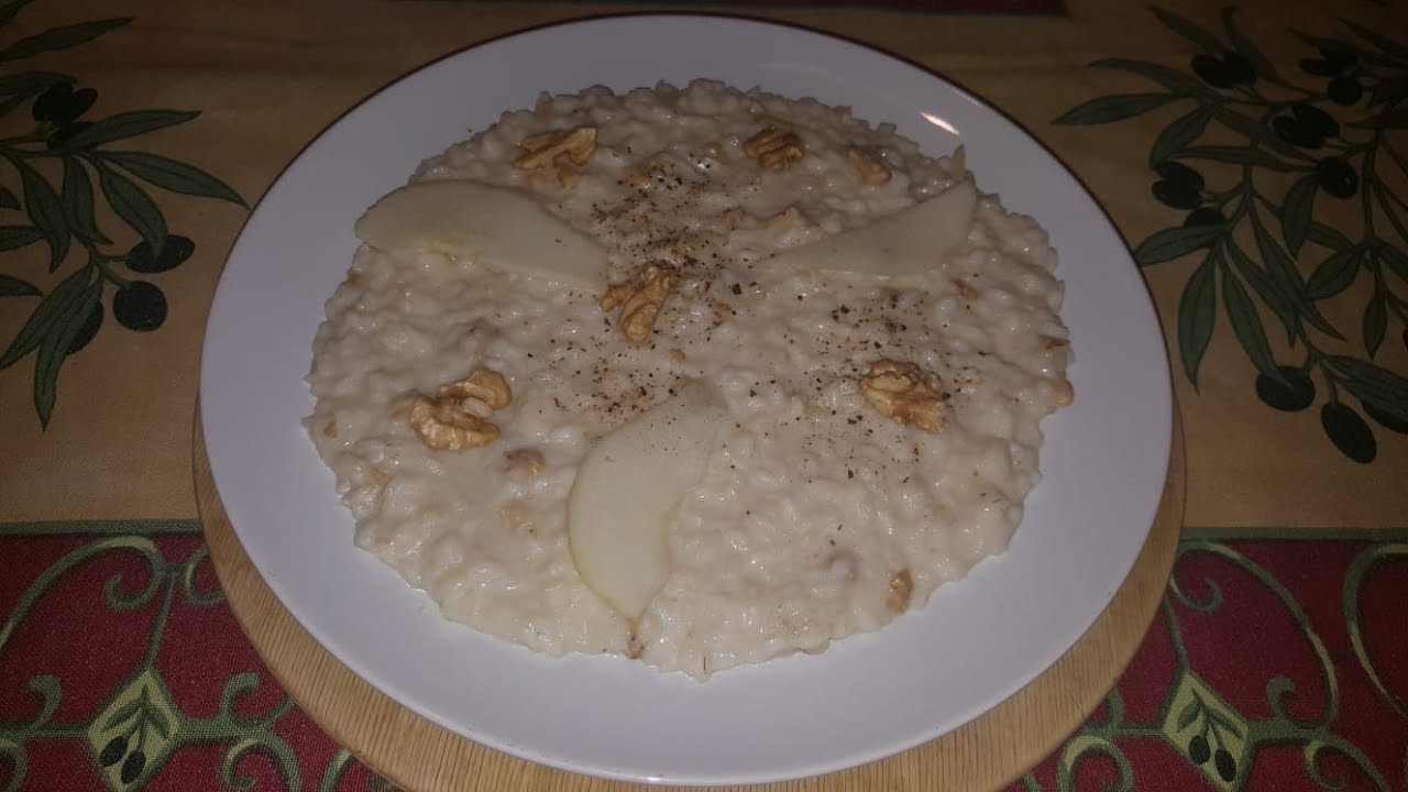 Risotto taleggio, pere e noci