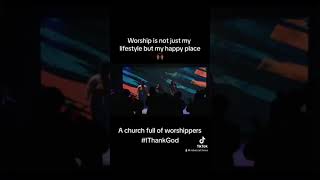 Rebecca Hines singing “I thank God” worship set