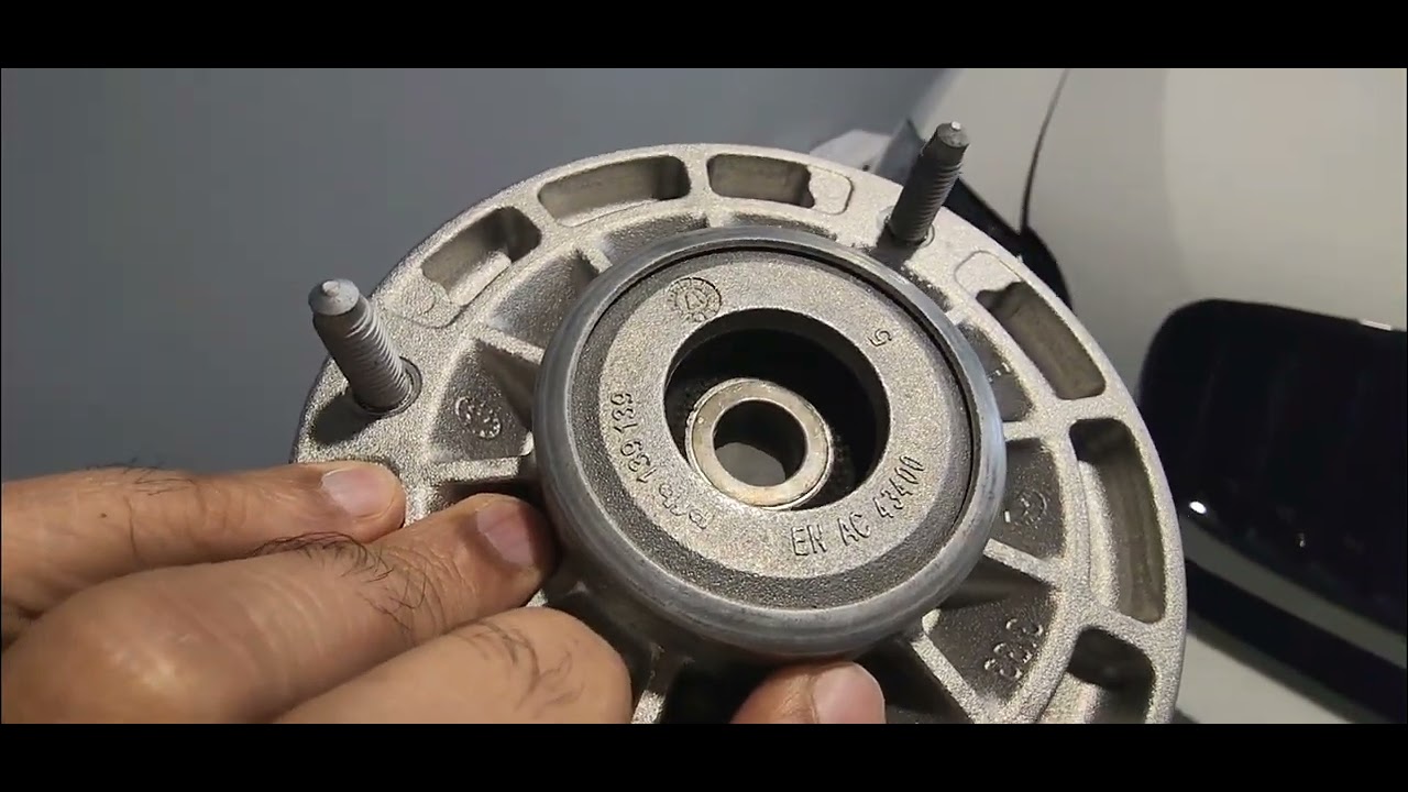 BMW E70 X5M Strut Mount/Top Hat DIY Part 1 YouTube