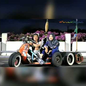 VESPA EXTREAM ROMANTIS