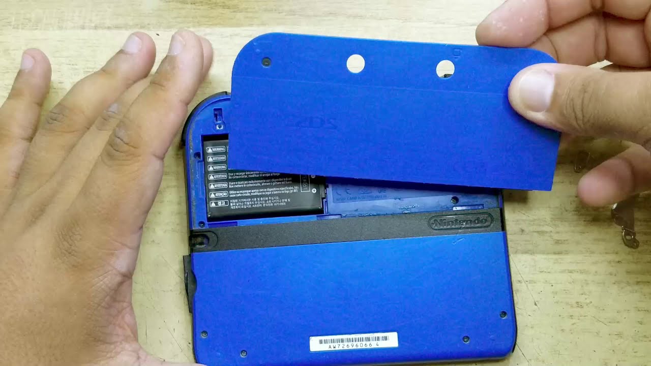 Como Abrir Nintendo 2ds Y Reparar Lector Tarjeta Sd Youtube