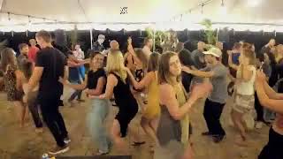 Cosa Bossa ~ Rare Instance of Conga Line