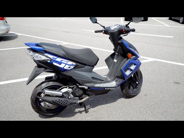 Scooter 2022 | TGB Bullet 50 ccm 2 Clock motor Review - YouTube